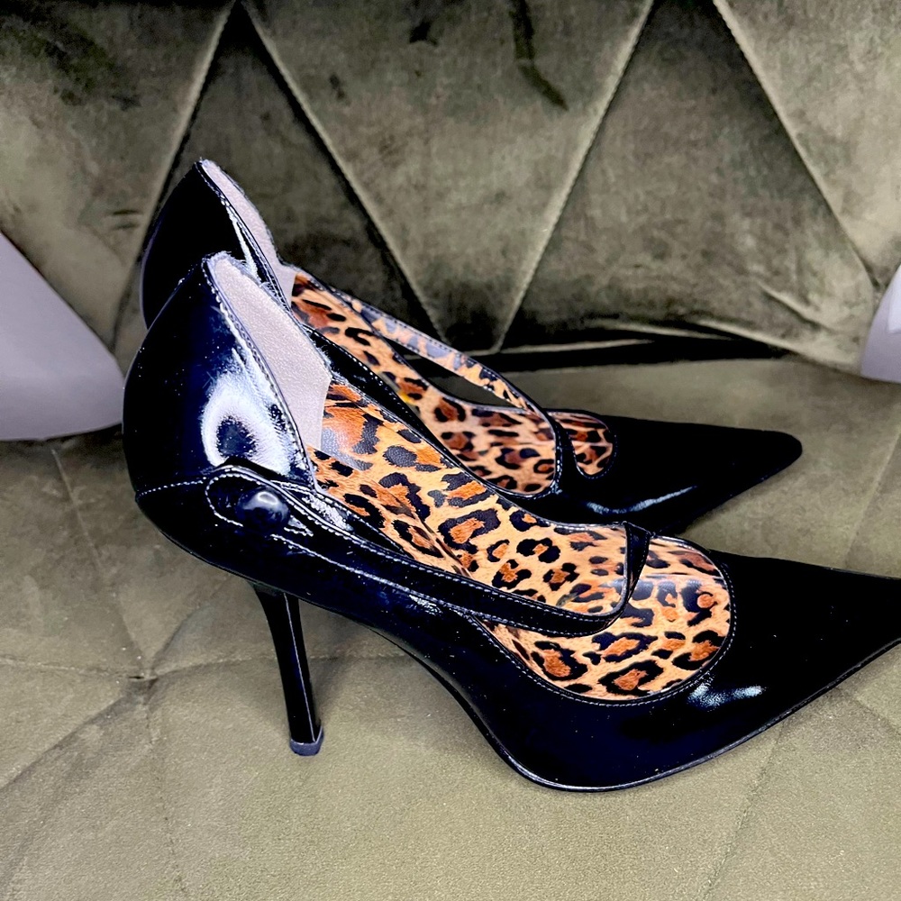 Guess heels